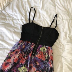 Material girl floral dress zippered black bodice